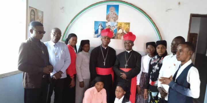 Nouveaux fidèles Catholiques Palmariens convertis au Congo-Kinshasa